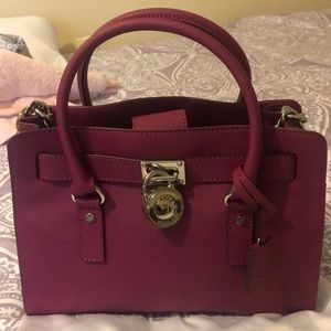 Michael Kors Hamilton Handbags